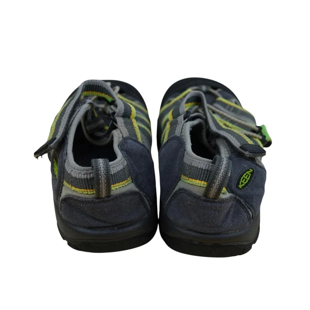 KEEN‎ Newport H2 Sports Sandals Waterproof Strappy Water Shoes Kids 4